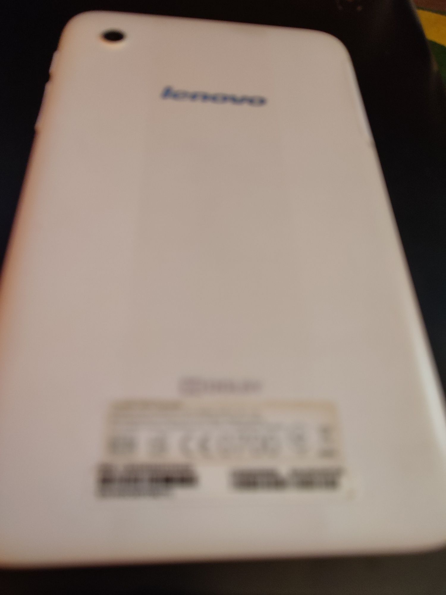 Планшет  Lenovo IdeaTab A3300 7" 3G 1/8Gb White