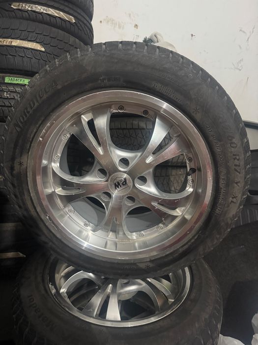 Зимові колеса в зборі 215/60r17 Ніссан Кашкай 5x114.3 Matador 2021 р