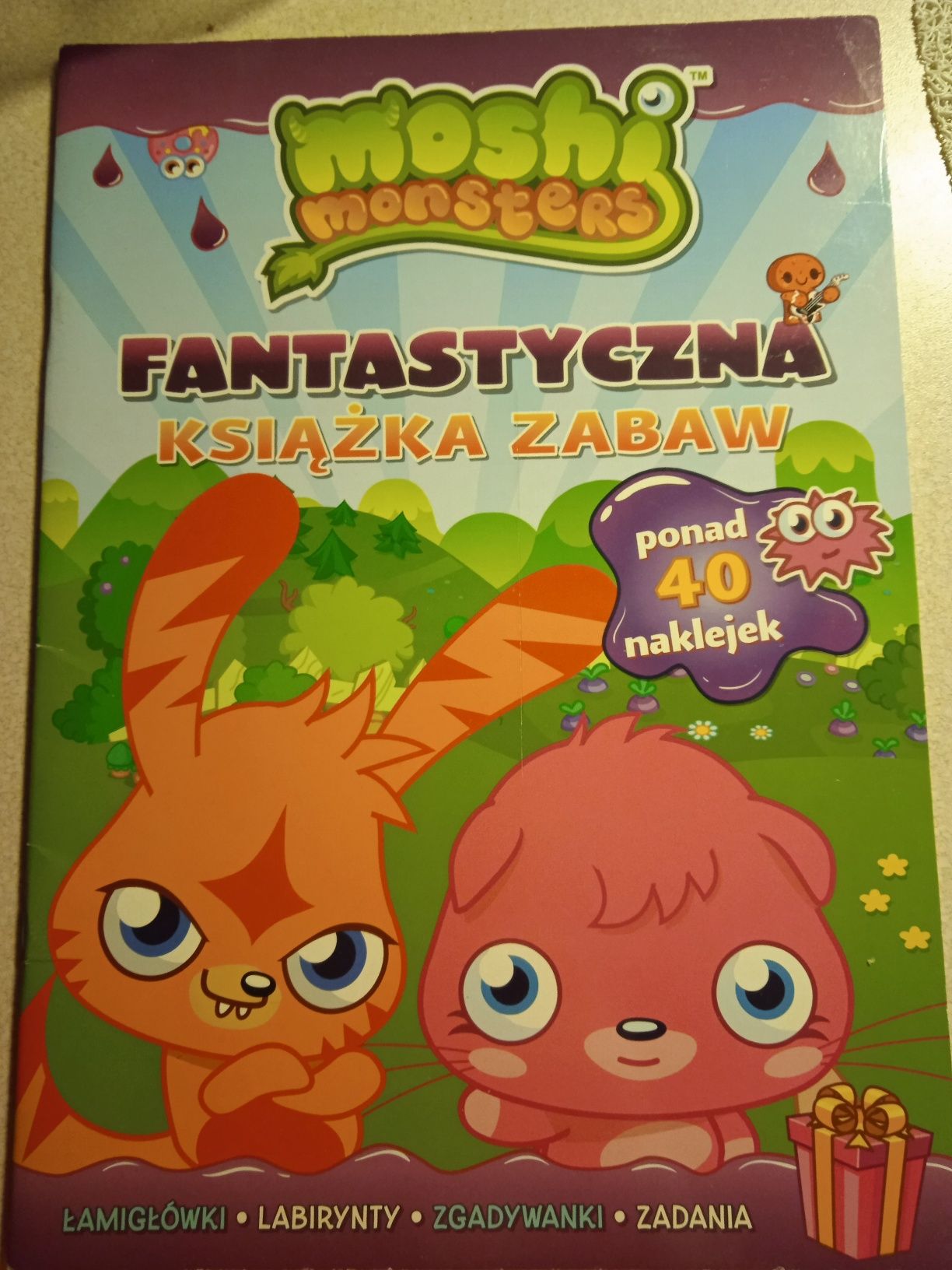 Fantastyczna książka zabaw misji monsters z naklejkami