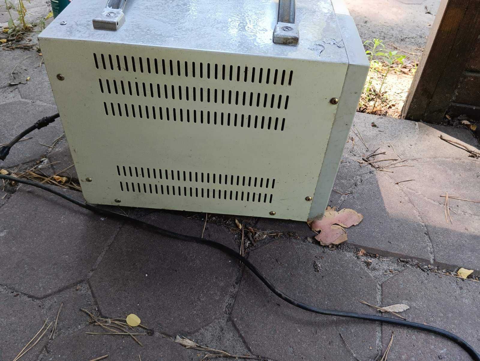 Стабилизатор «Luxeon CVR-5000VA”