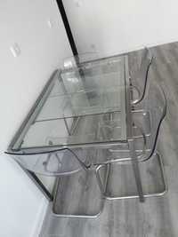Mesa extensível de vidro com 4 cadeiras (Custou 779 €)