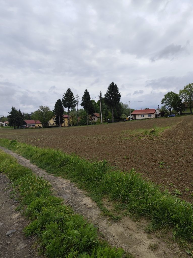 Bardzo ładna Działka z przyznanymi warunkami zabudowy