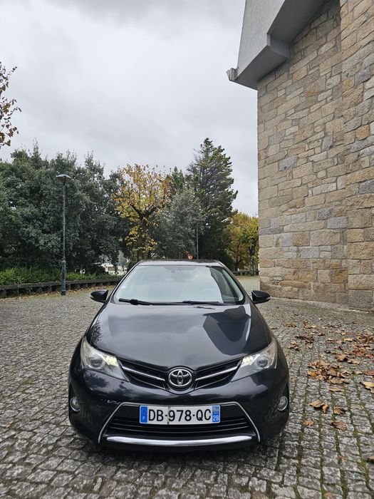 Toyota auris 2.0 d4d