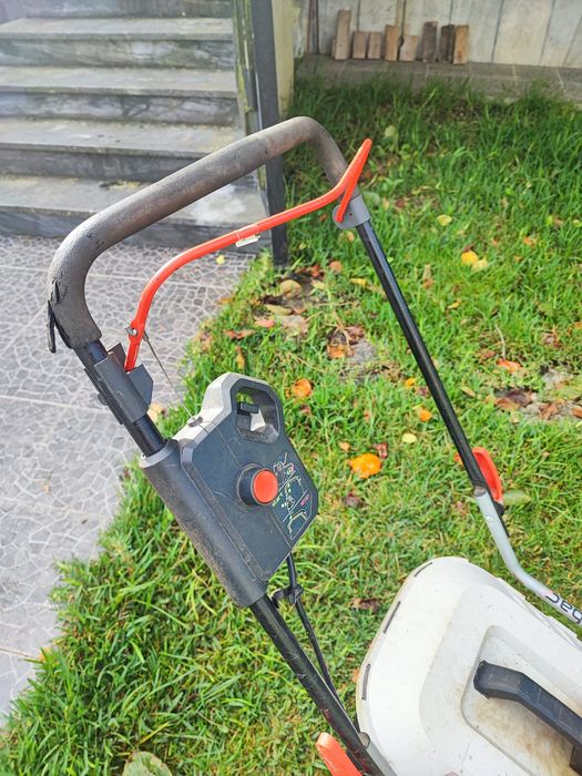 Vendo Corta-relvas com avaria