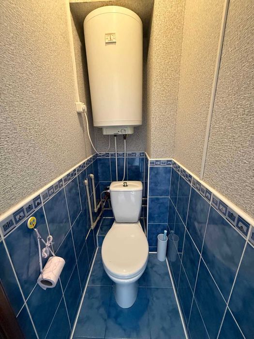 Продам 3-кімнатну квартиру Космос