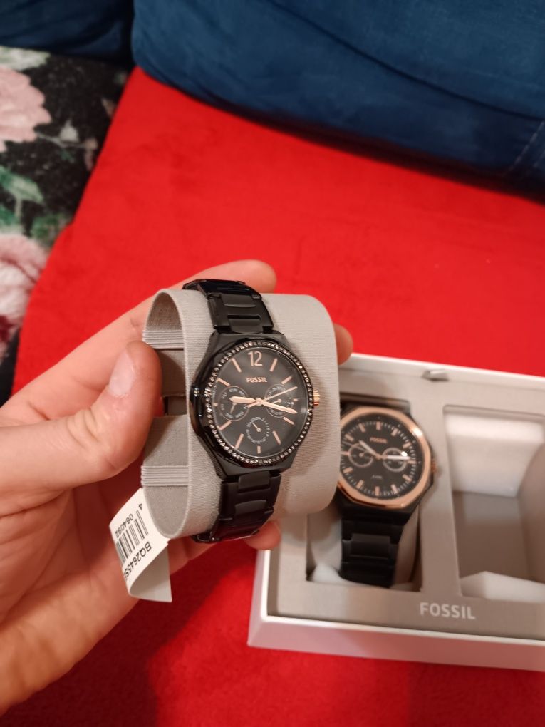 Posiadam na sprzedaż Nowe zegarki damski i meski Fossil  BQ2645SET