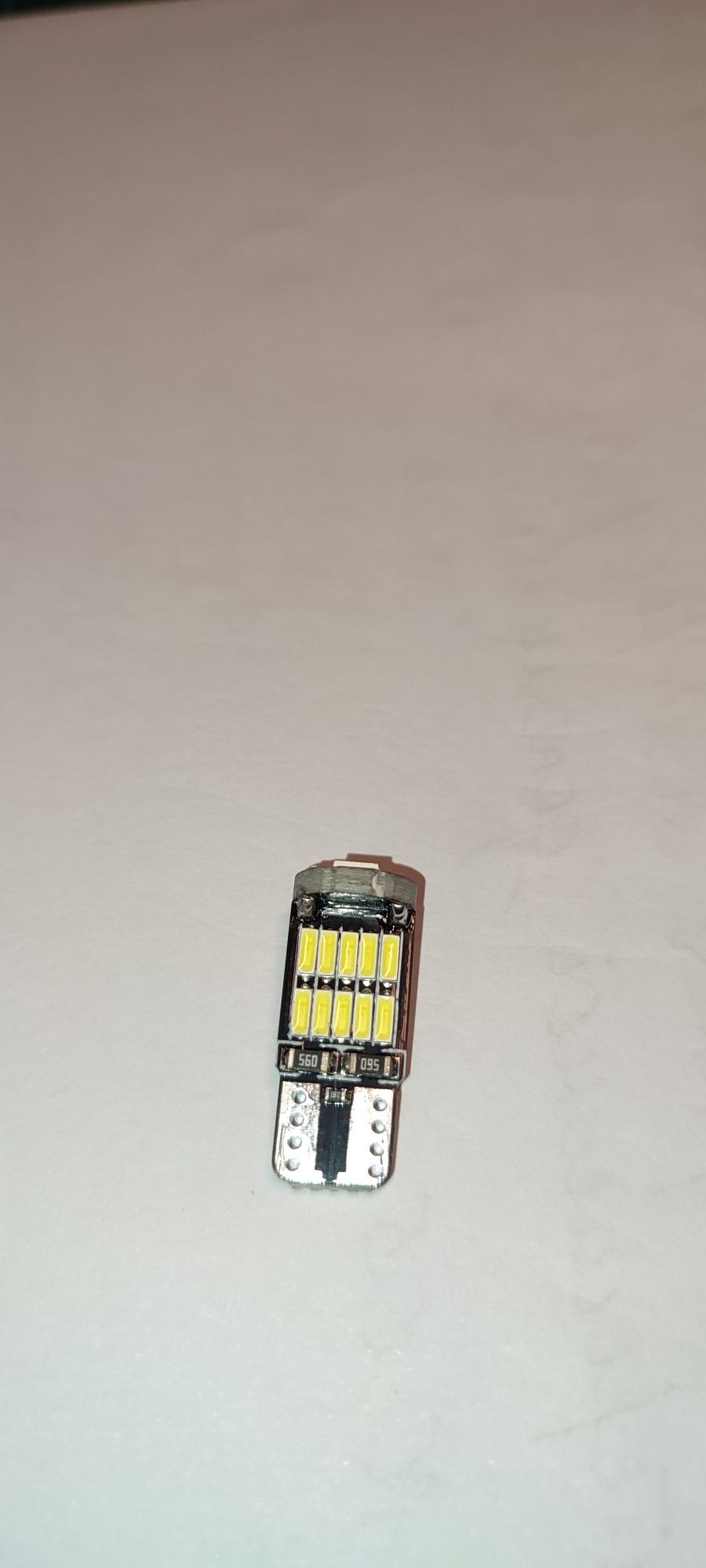 Автомобильная LED лампа t 10, w5w