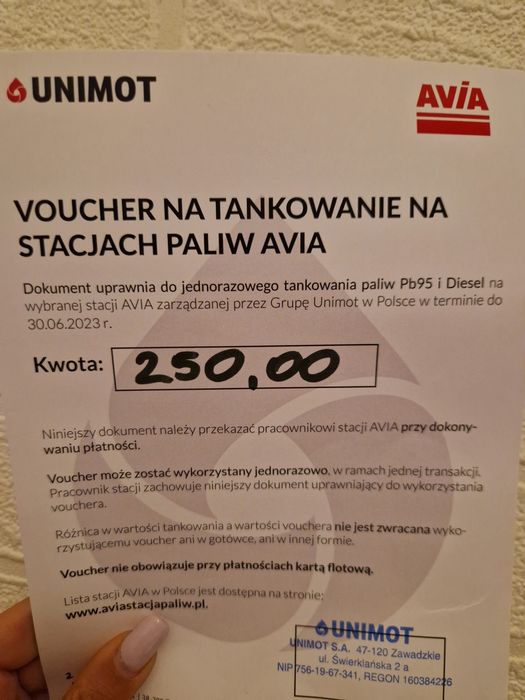 Voucher na tankowanie na stacjach AVIA Unimont o wartości 250 zł