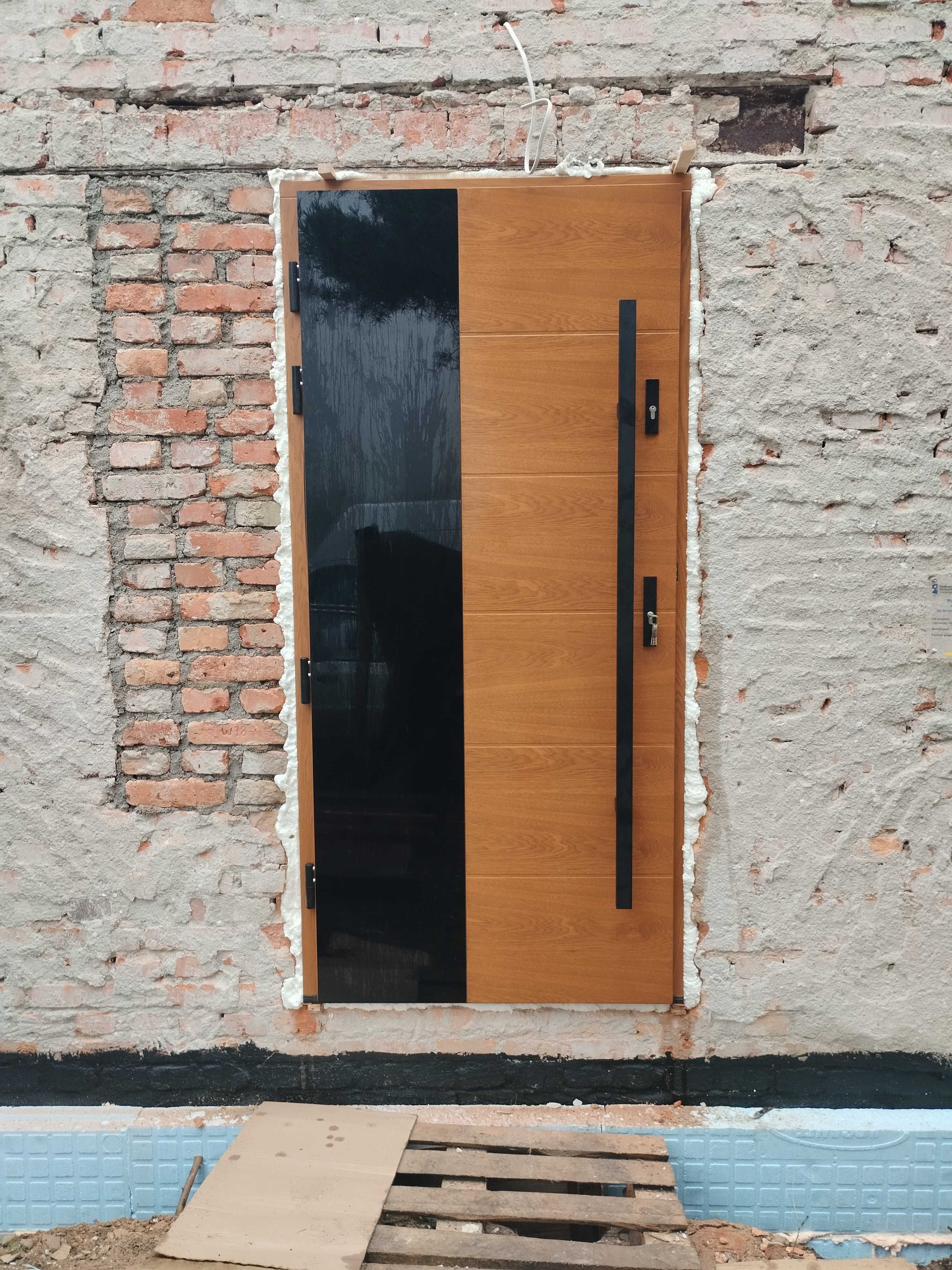 Drzwi zewnętrzne drewniane grubość 75mm ciepłe montaż/dowóz