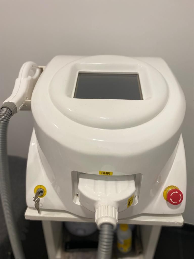 Equipamento SHR de luz pulsada