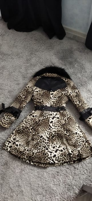 Польто  леопард  44 р
