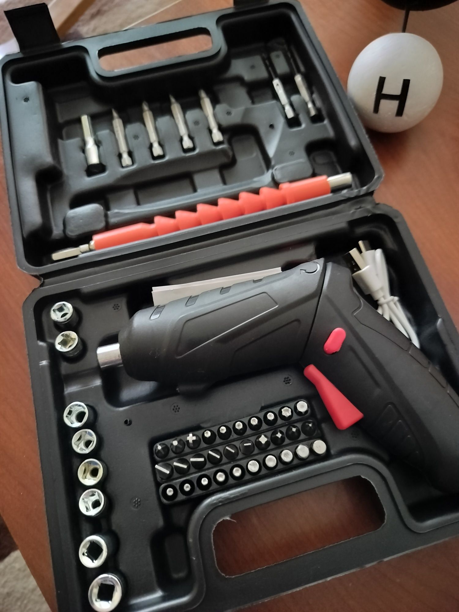 45 chaves + chave mestre elétrica + extensor