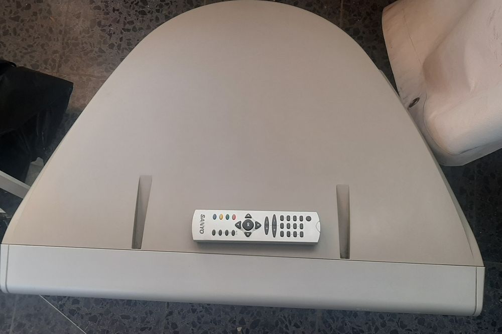 Lote de 5 televisões