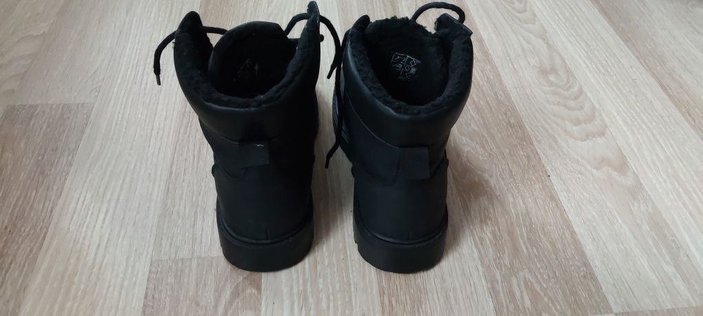 Buty trapery Pier One 42