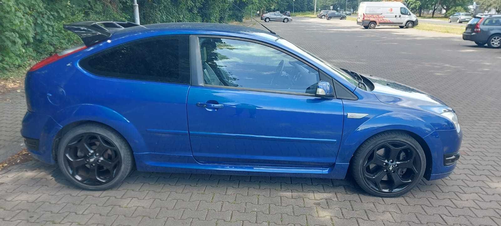 ST ! 225 KM !!!  Recaro ! Petarda!!!