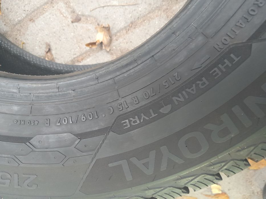 Opony zimowe Uniroyal Snow Max 3 215/70/15 109/107 R C ciężarowe