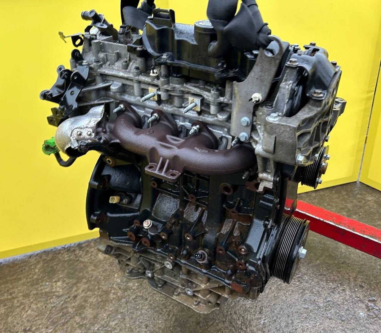 Двигатель 2.0 Евро 5 Renault Trafic мотор M9R трафик двигун Vivaro