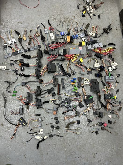 Фішки - розʼєми проводки для Рено Меган2,Сценік2