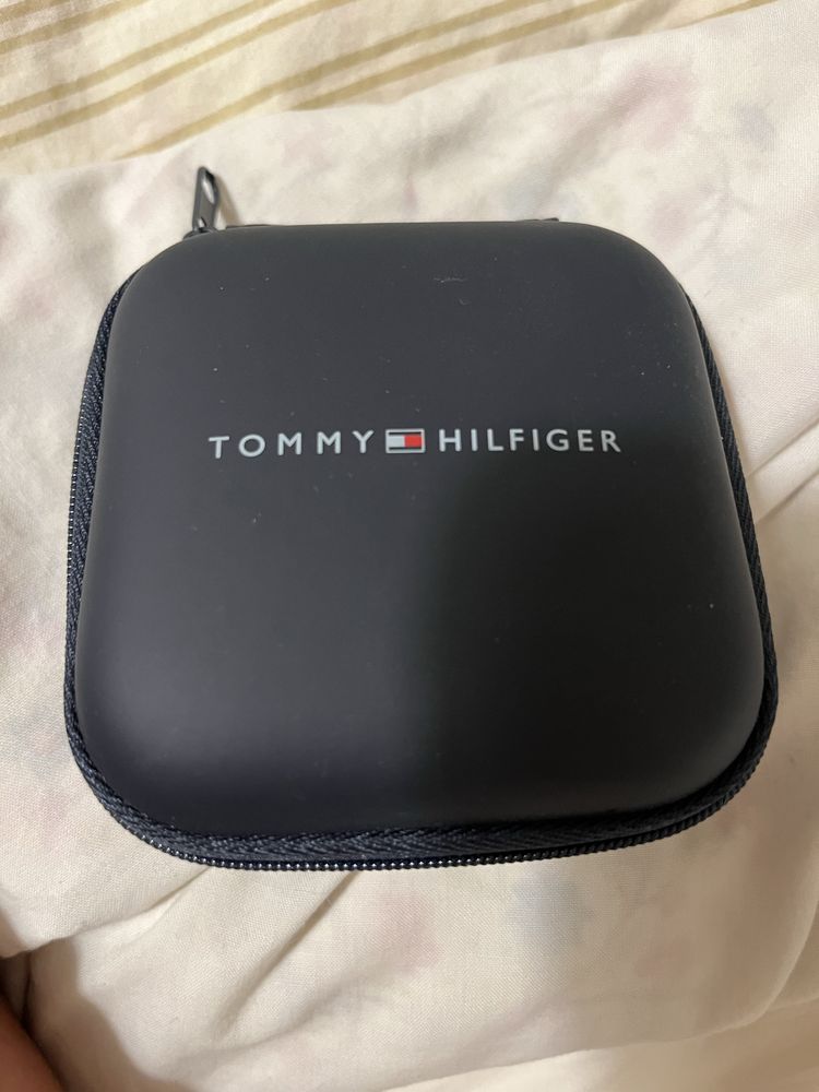 Pulseira com bolinhas tommy hilfiger