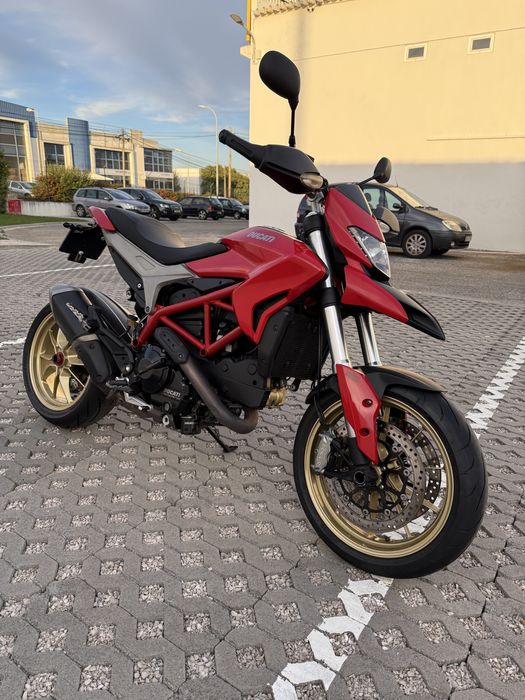Ducati Hypermotard 821