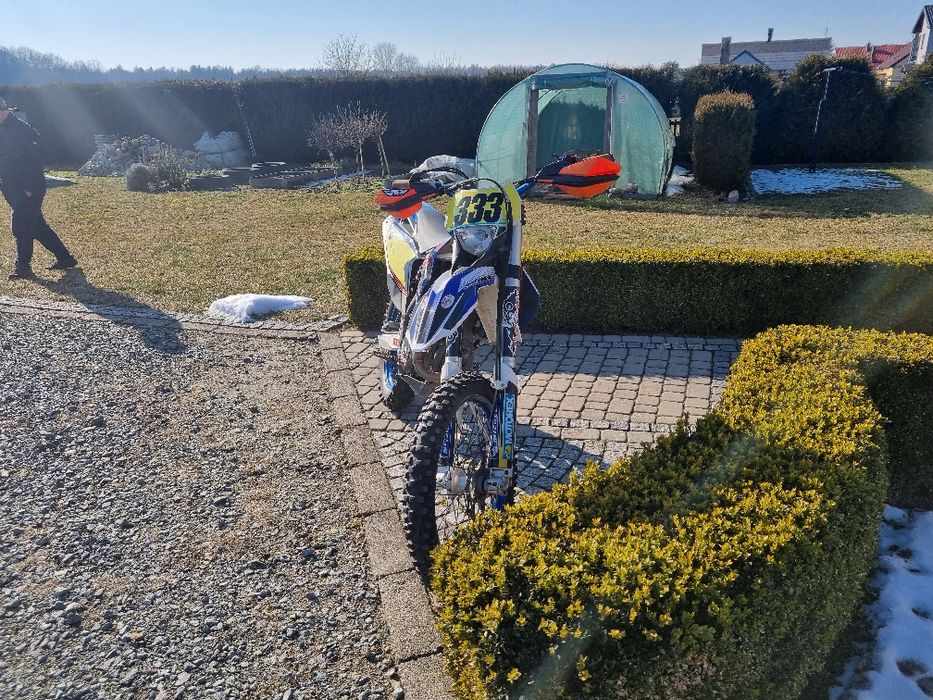 Sprzedam crossa Husaberg
