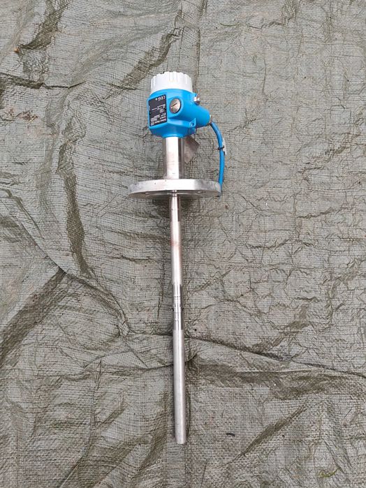 Przełącznik poziomu Endress Hauser Liquicap M FTI51-C1E1CRJ83A1A