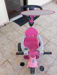 Triciclo rosa completo