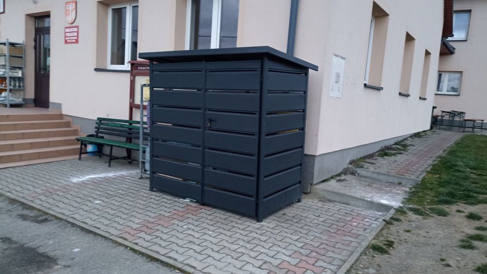 Garaże blaszane, domki