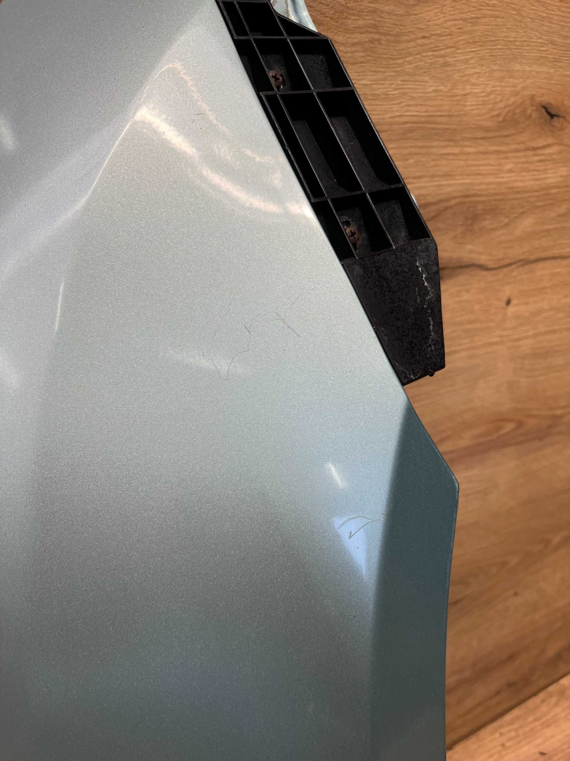 Błotnik przedni lewy prawy Suzuki Swift Mk6 kolor zee