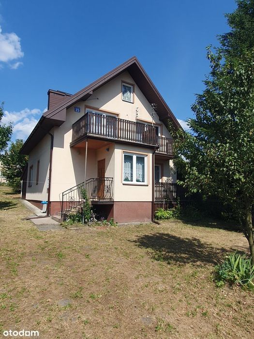 Całoroczny dom z potencjałem w spokojnej okolicy