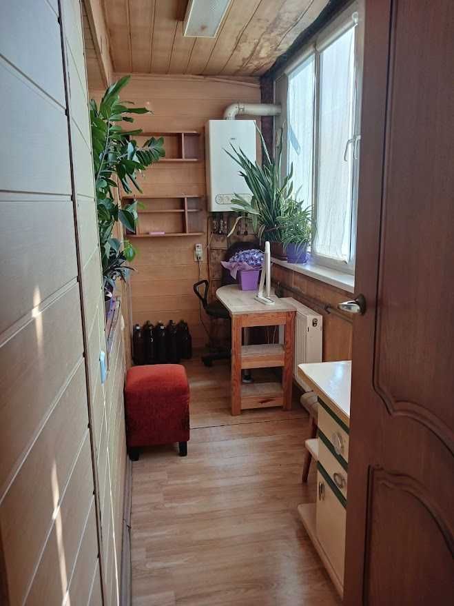 Продається простора трикімнатна квартира в Боярці