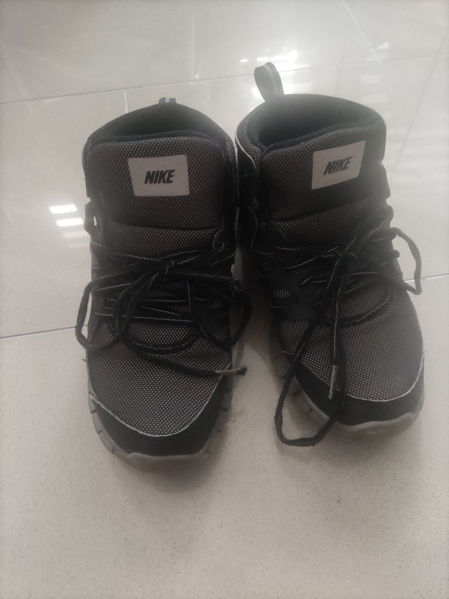 Buty Nike do kostki rozm 38