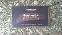 Makeup revolution x Maxineczka " Beauty legacy".