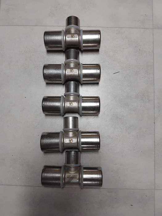 Trójnik TweeTop Pex U 63x50x63 6szt.