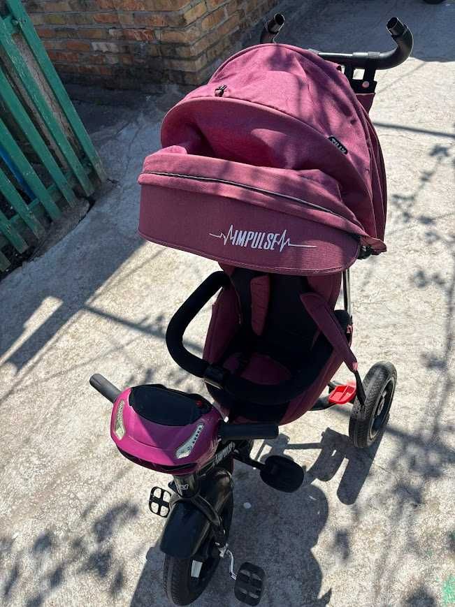 Детский велосипед с родительской ручкой TILLY Impulse T-386