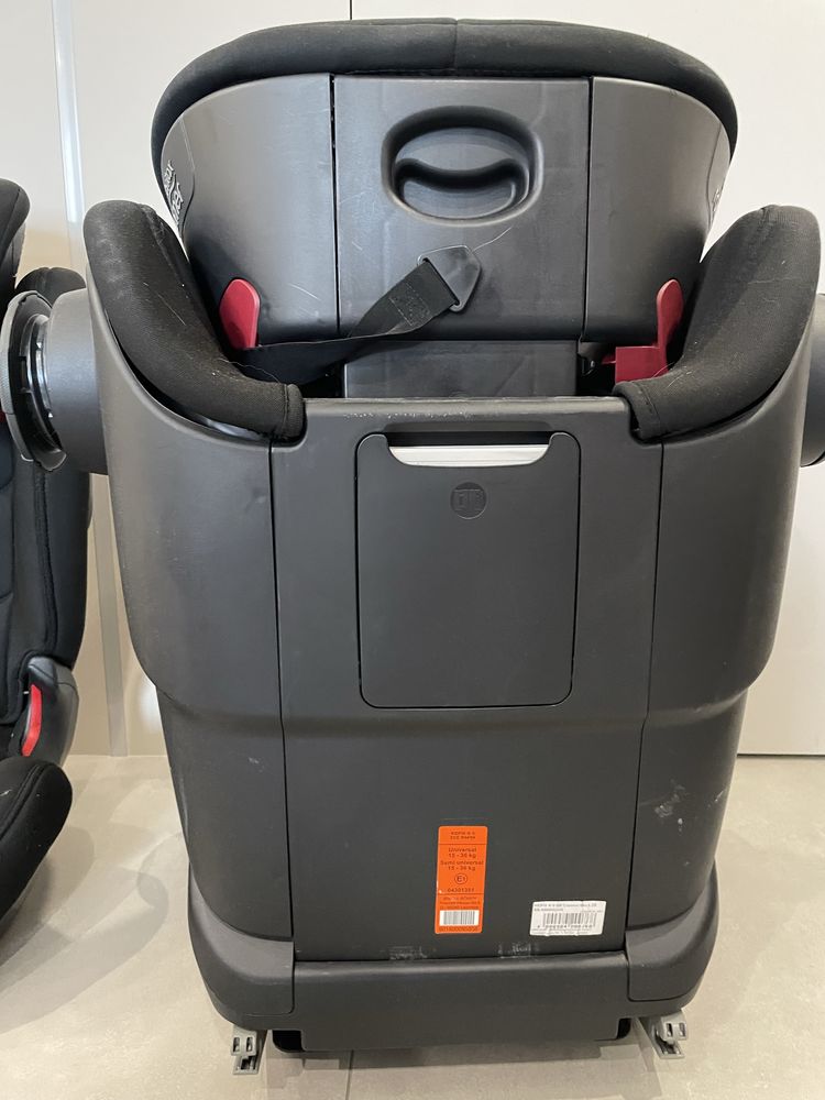 Дитяче автокрісло Britax Romer Kidfix 3 III чорний