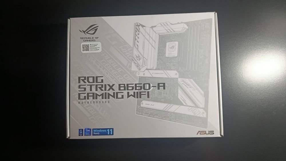 ASUS rog strix b660-a gaming wif