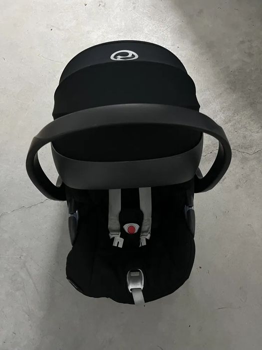 Cadeira/ovo Cybex Cloud Z i size preta
