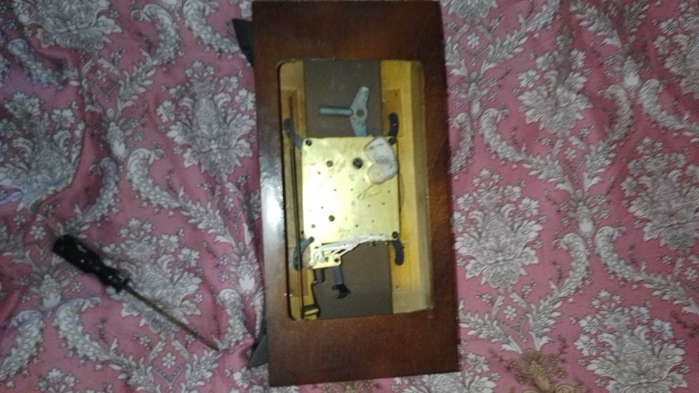 ИДЕАЛЬНОЕ СОСТОЯНИЕ!!!Настільний годинник Весна 107129/637755 нчб-12