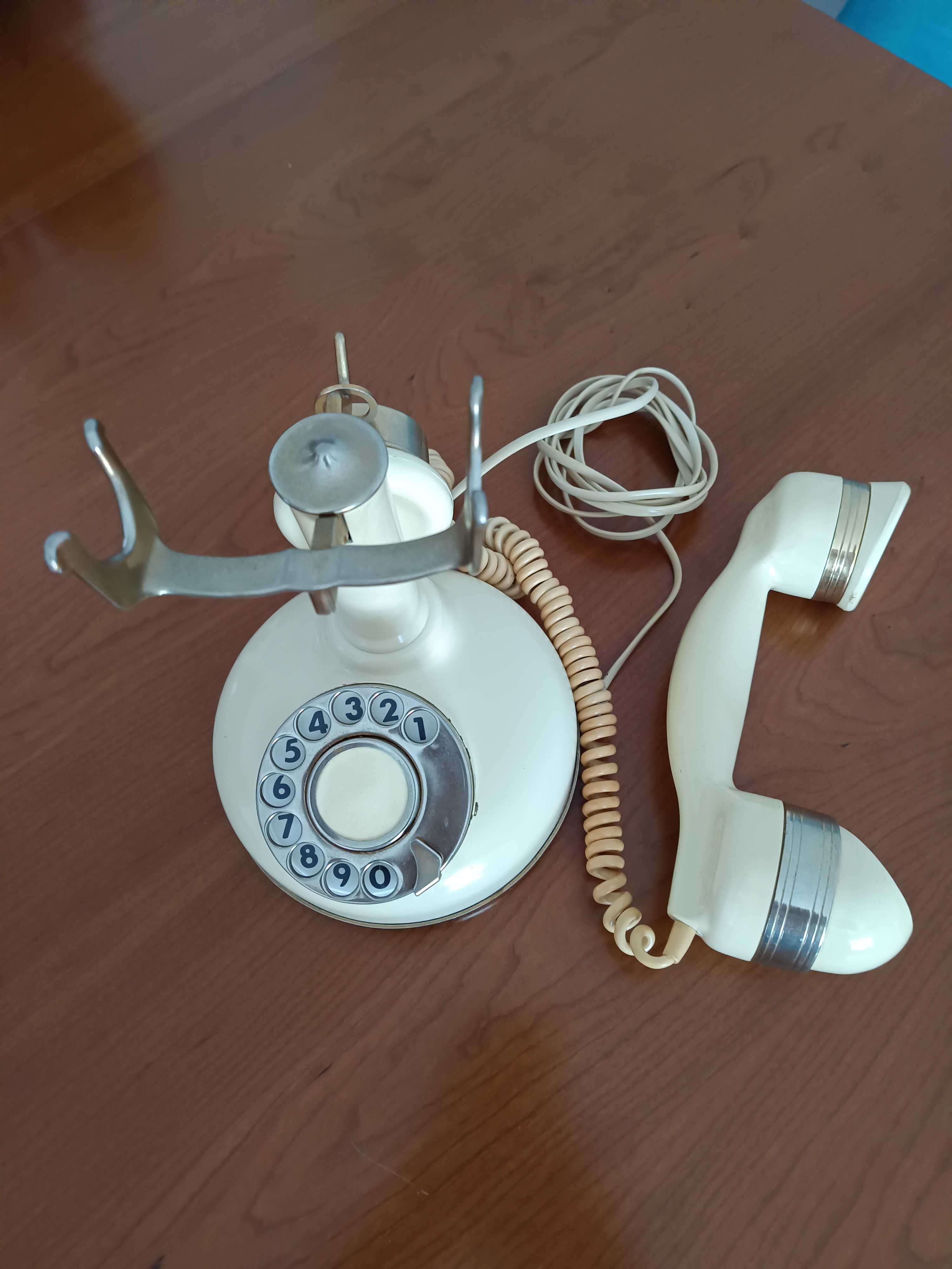 Telefone Telcer anos 70 funcional