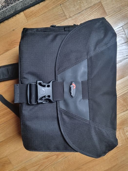 Фото сумка lowepro stealth reporter 550aw
