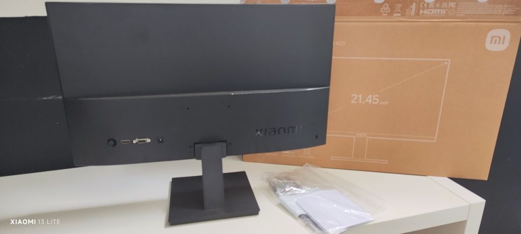 Monitor Xiaomi A22i — Używany