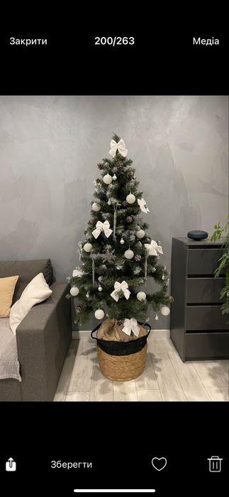 Ялинка 150 см з шишками та засніженими кінчиками
