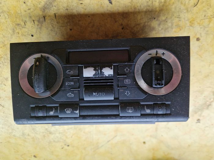 Panel Klimatyzacji Audi A3 8P 8P0.820.043A
