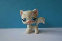 Biały kot Littlest Pet Shop LPS Hasbro kotek