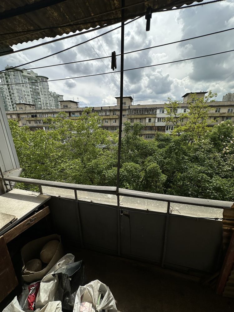 Продам 3к квартиру в Києві. Вул. Кавказька 9. Центральна частина міста