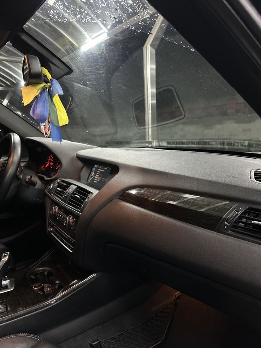 ДО ВАШОЇ УВАГИ BMW X3 в М Комплекті 2.0 Бензи