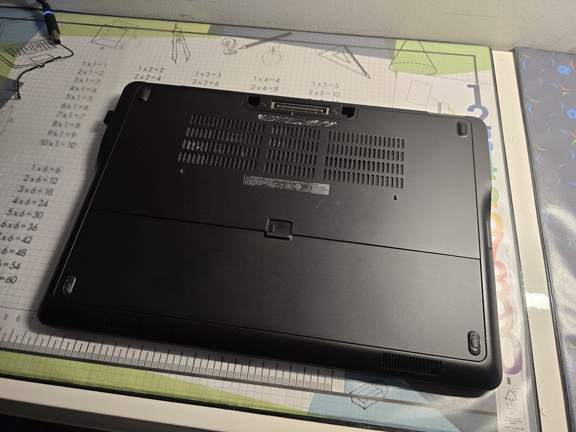 Portátil Dell Latitude E7450 | 14", 8 GB RAM, 240 GB SSD