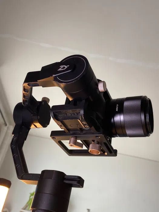 Gimbal Zhiyun crane V2