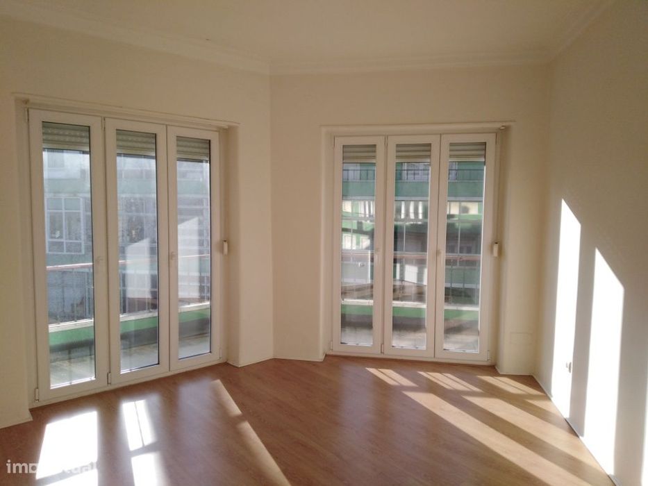 Entrecampos - R Francisco Holanda T2 remodelado